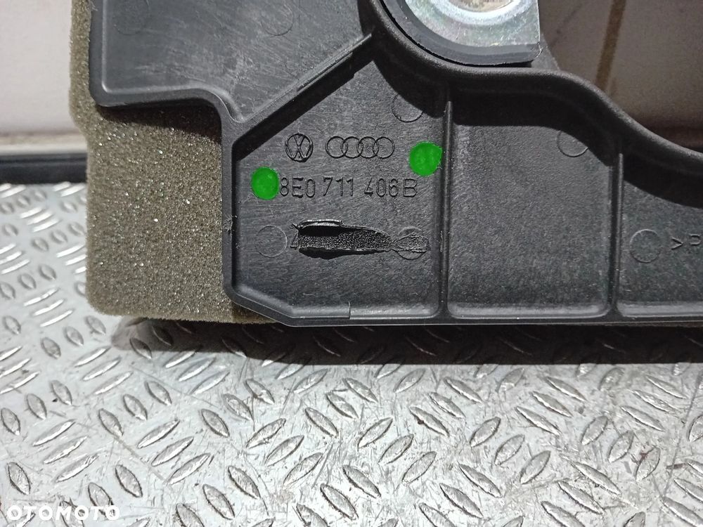 mocowanie wybieraka Seat Exeo manual 2010 8E0711406B - 2