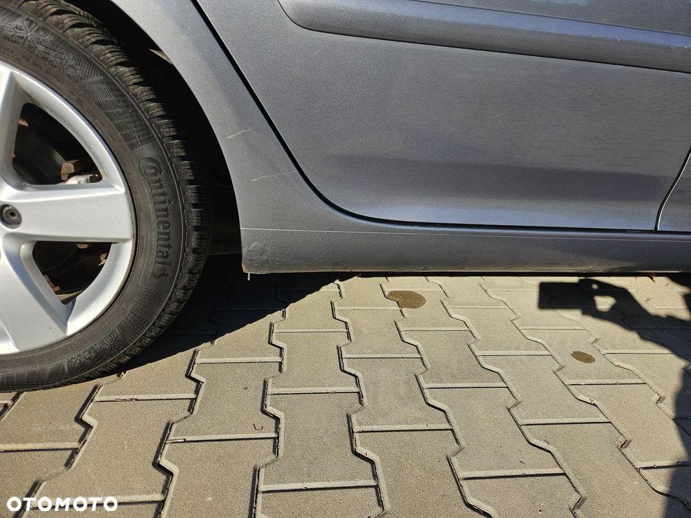 Volkswagen Golf 1.6 United - 29