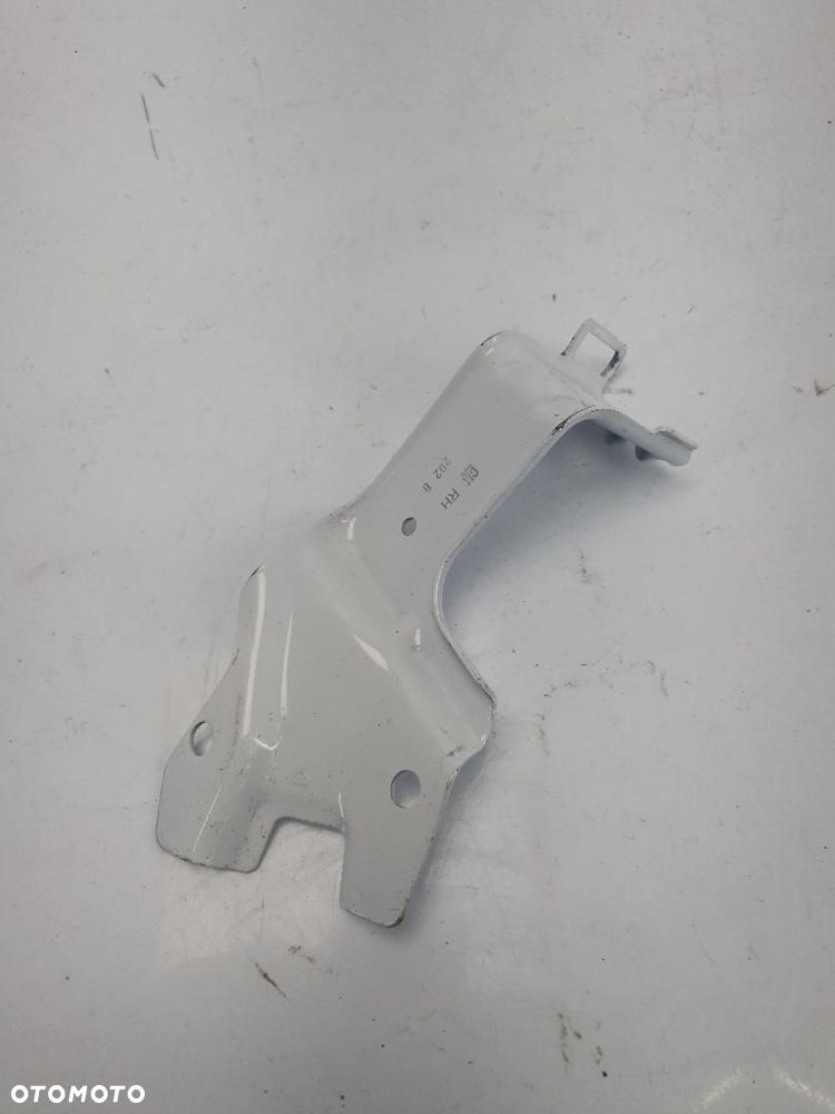 UCHWYT BŁOTNIKA PRAWY PRZÓD MOCOWANIE OPEL INSIGNIA B - 2