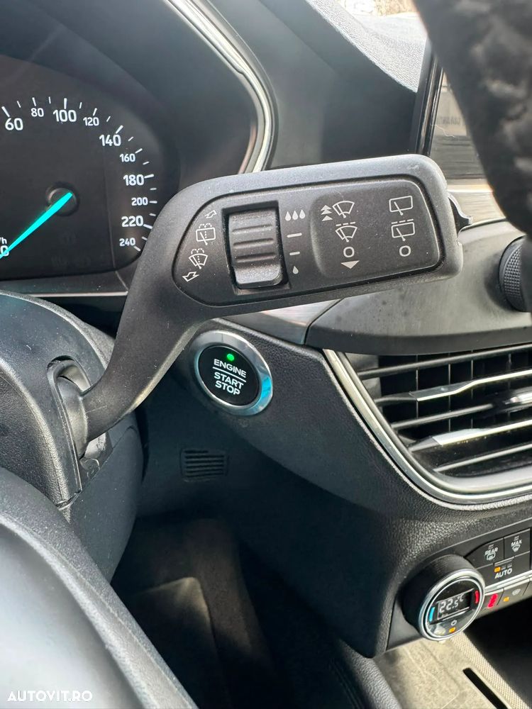 Ford Focus 1.5 EcoBlue Titanium Business - 16