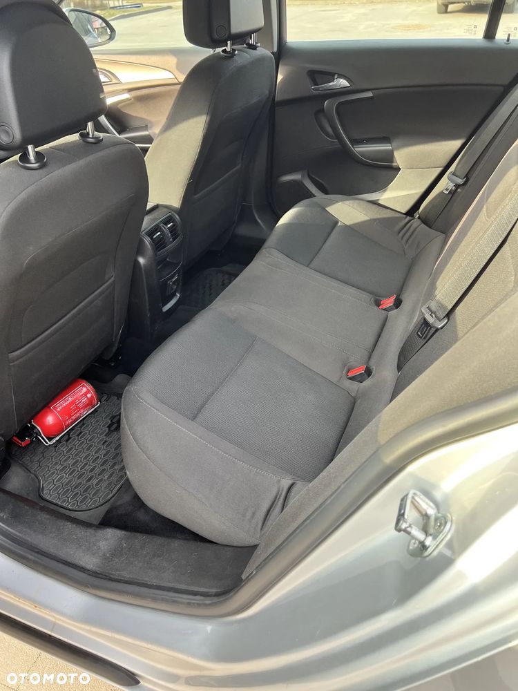 Opel Insignia 2.0 CDTI - 7
