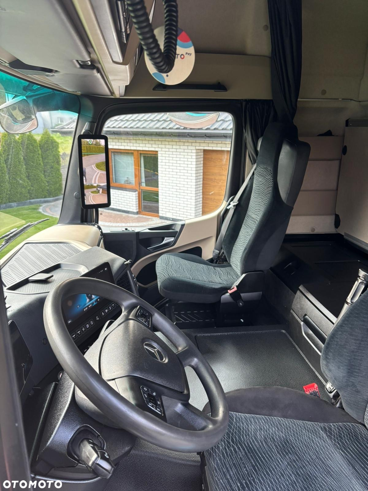 Mercedes-Benz Actros - 12
