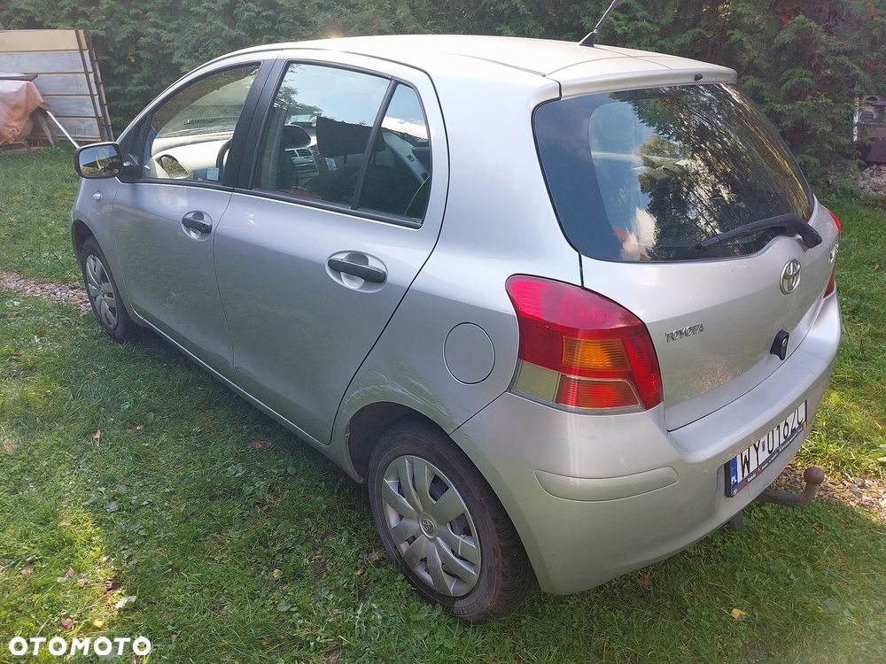 Toyota Yaris 2009 photo 5