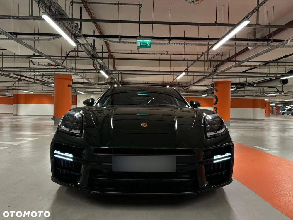Porsche Panamera 4 E-Hybrid PHEV - 3