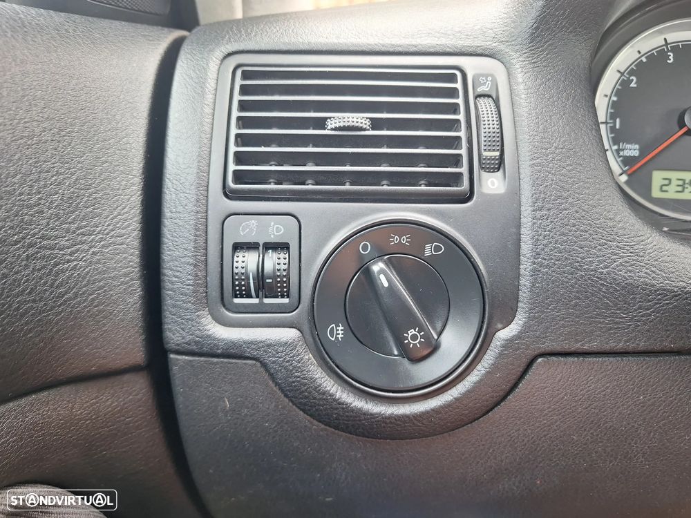 VW Golf 1.4i Confortline JE+AC - 20