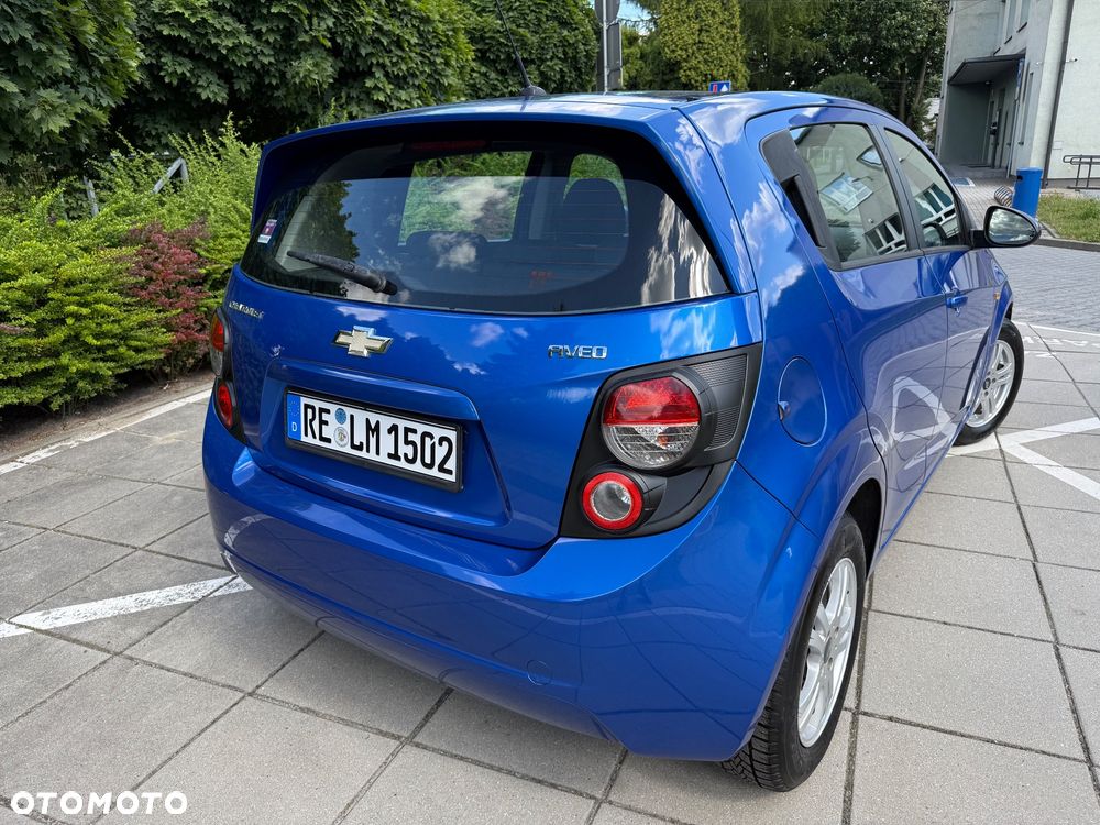 Chevrolet Aveo 1.4 LT S/S - 18