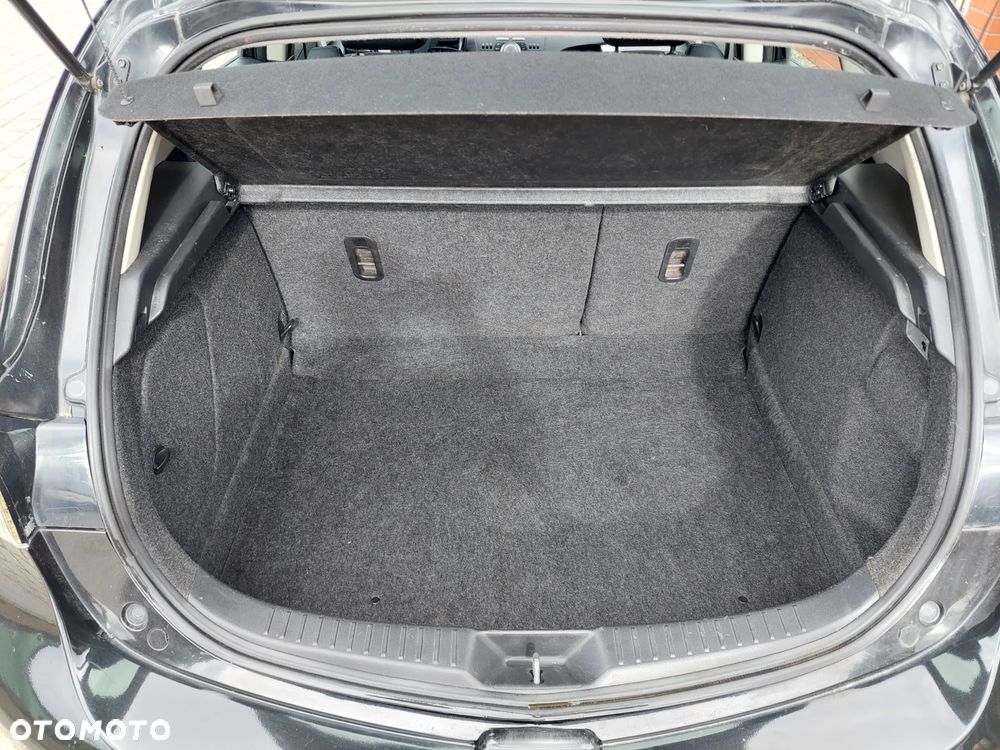 Mazda 3 1.6 MZR Active Plus - 13