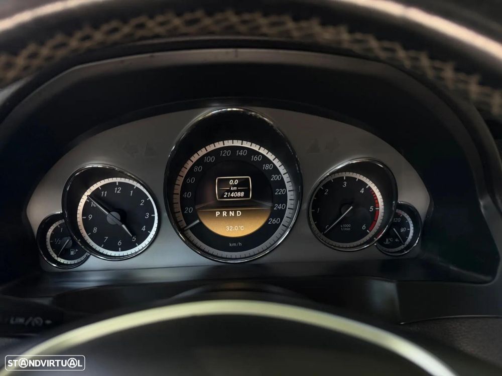 Mercedes-Benz E 220 (BlueTEC) d 9G-TRONIC - 29