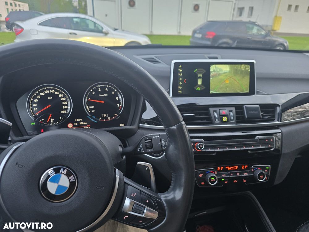 BMW X1 xDrive20i AT xLine - 6