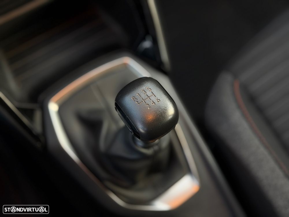 Peugeot 2008 BlueHDi 110 Active Pack - 18