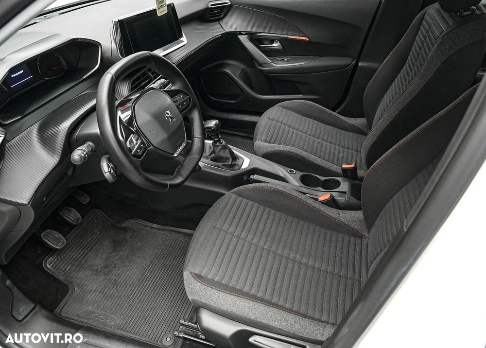 Peugeot 2008 1.5 BlueHDI BVM6 STT Allure Pack - 12