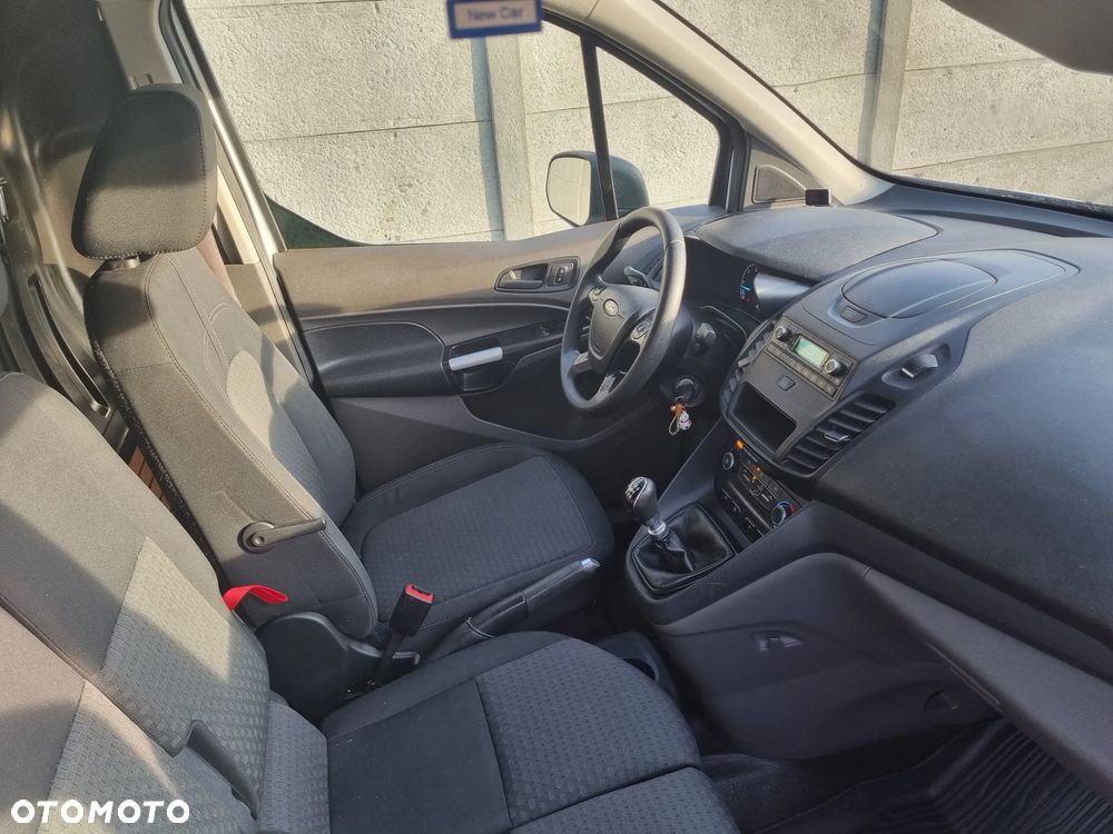 Ford Transit Connect - 18