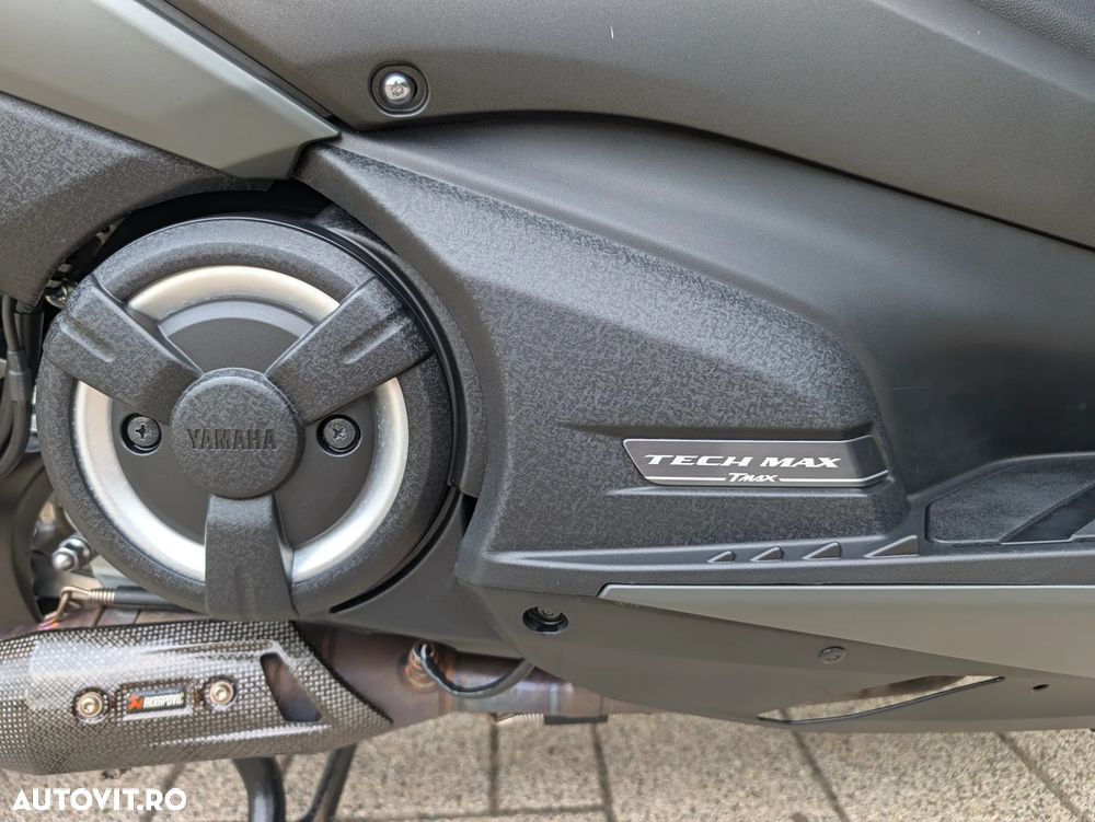 Yamaha TMAX 560 - 19