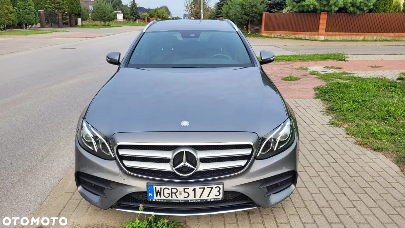 Mercedes-Benz Klasa E 220 d 9G-TRONIC - 3