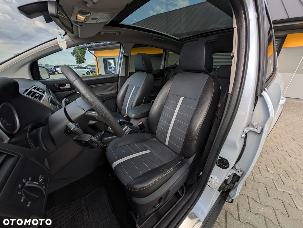 Ford Kuga 2.0 TDCi 4x4 Titanium - 33