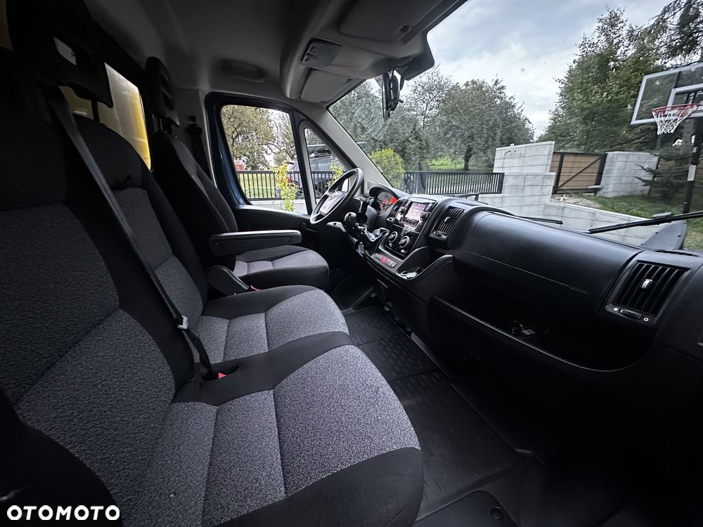Fiat DUCATO 2.3 MAXI 130KM  KONTENER lekki + WINDA DHOLLAND 350kg silnik 2.3 130KM 2021 EURO 6 - 15