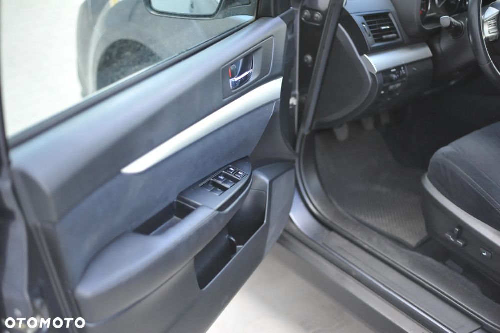 Subaru Outback 2.5i Active - 15