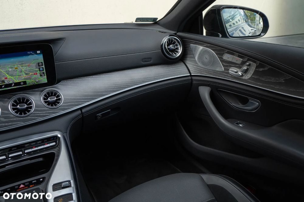 Mercedes-Benz AMG GT 43 4-Matic+ - 24