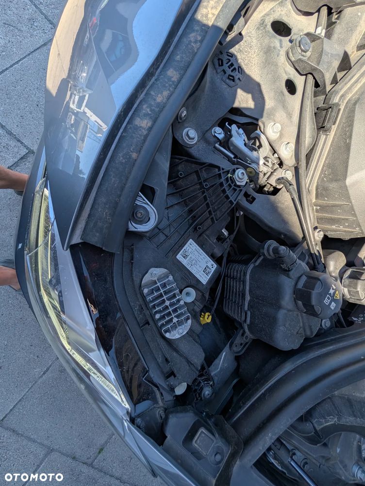 BMW Seria 2 230e xDrive - 38