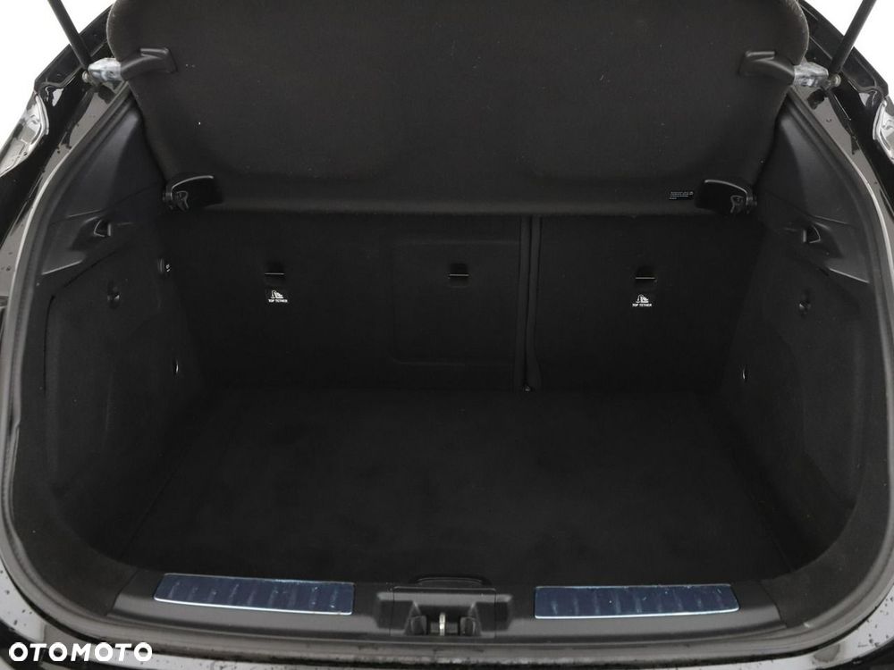 Infiniti Q30 2.0t DCT AWD Sport City Black - 21