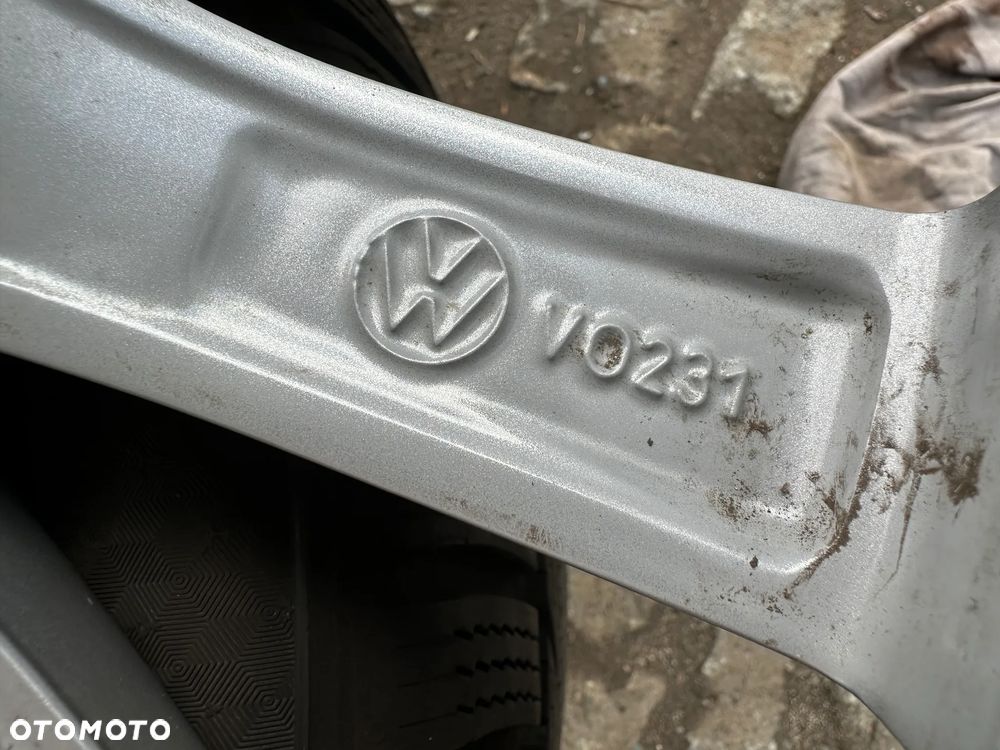 Felga 5x112 6,5 16 ET 42 3G0071496B Passat B8 1szt. - 6