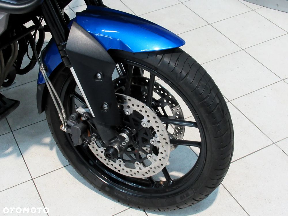 Triumph Tiger - 12