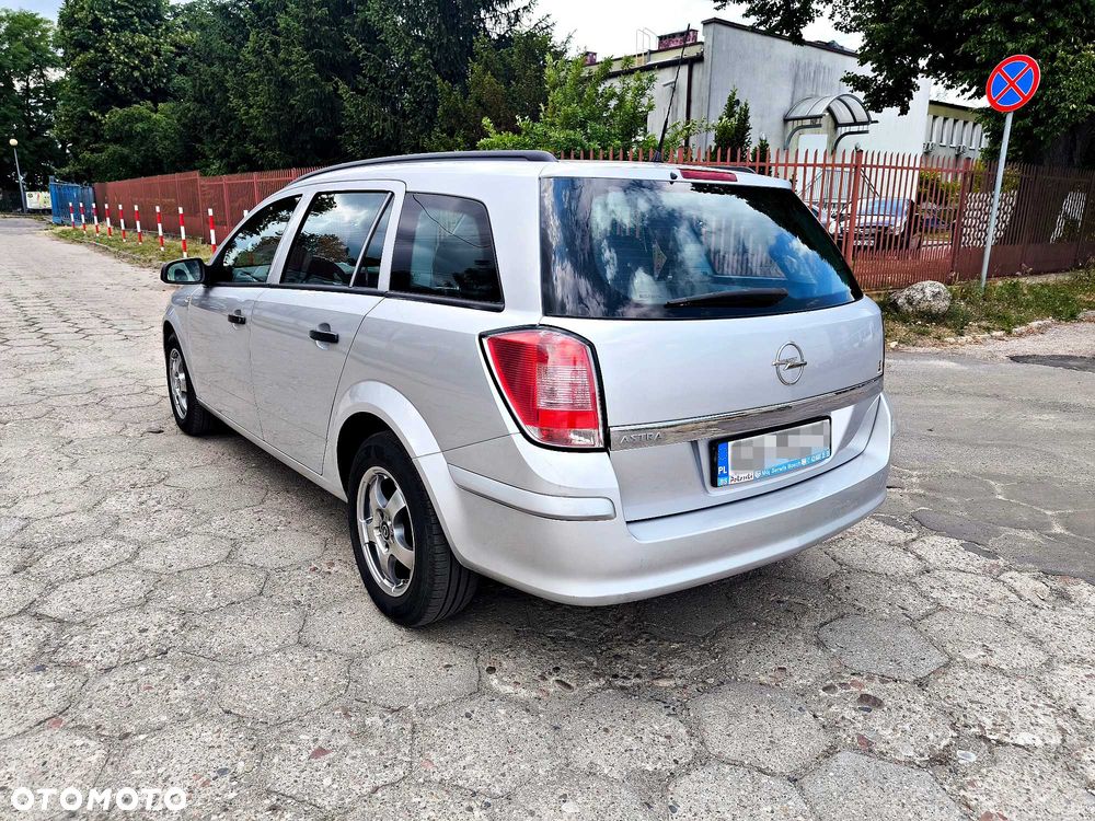 Opel Astra - 2