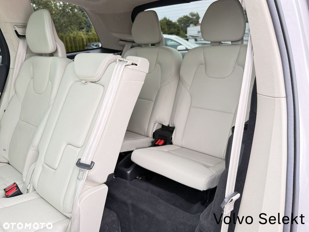 Volvo XC 90 - 20