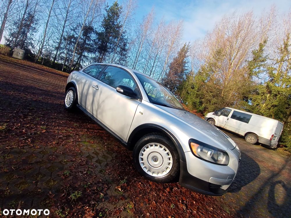Volvo C30 1.6D - 17