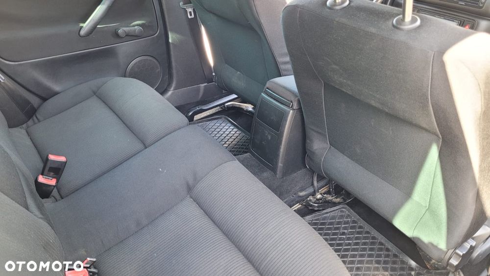 Volkswagen Passat 1.9 TDI Basis - 16