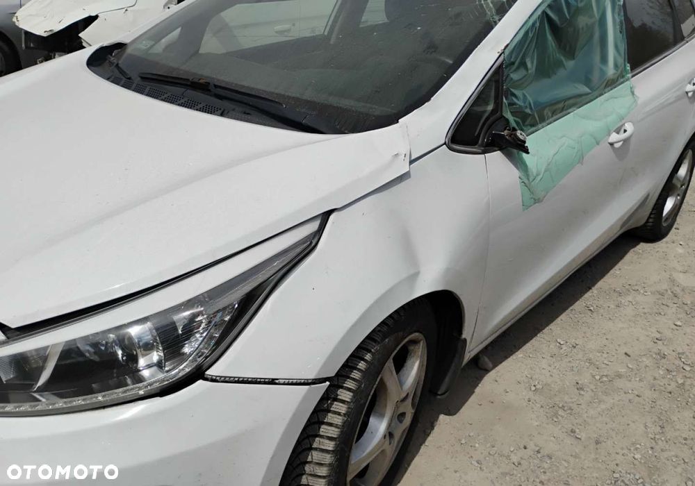 Kia Ceed - 22