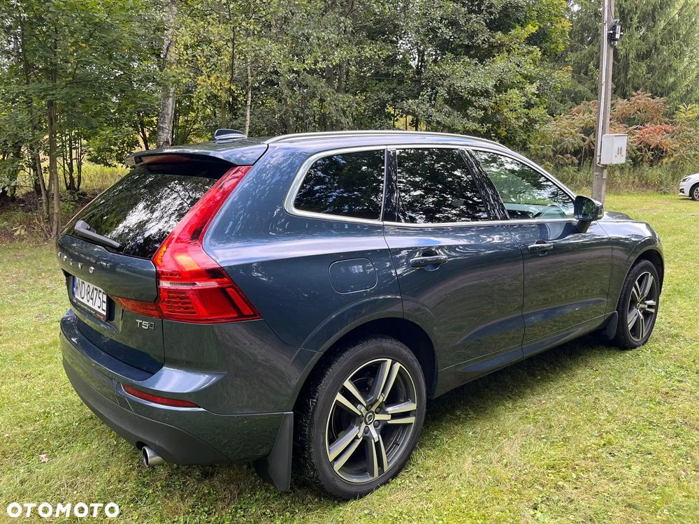 Volvo XC 60 T5 AWD Momentum - 3