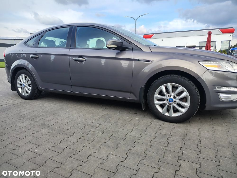 Ford Mondeo - 4