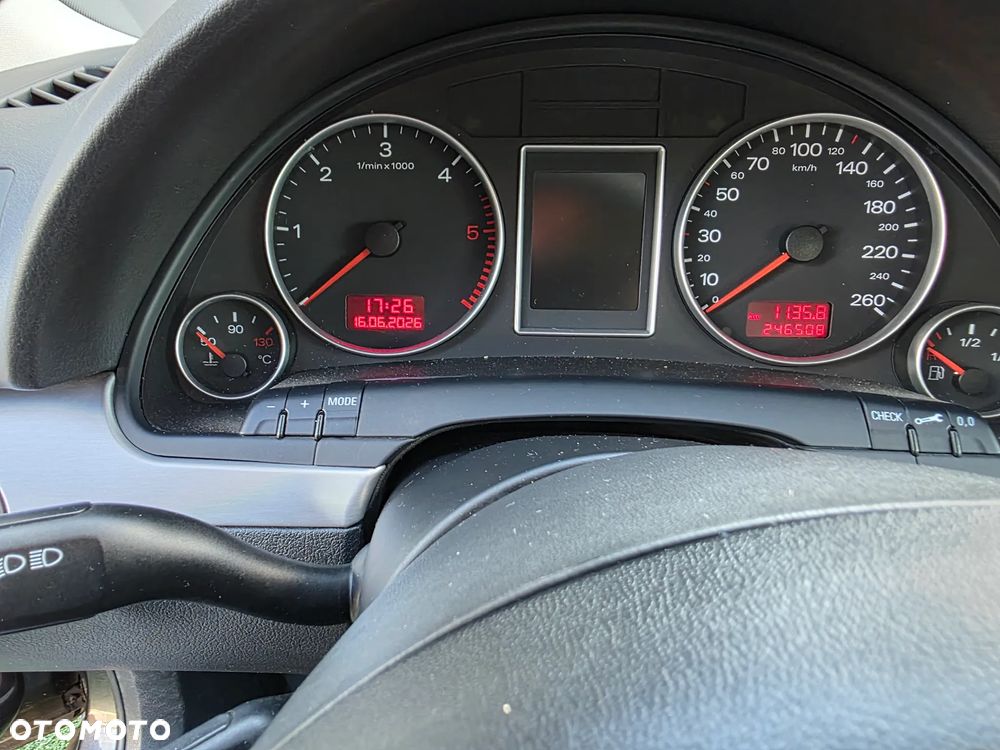 Audi A4 Avant - 20