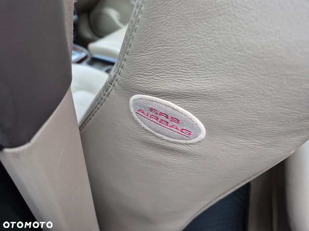 Subaru Outback 3.0 H6 - 28