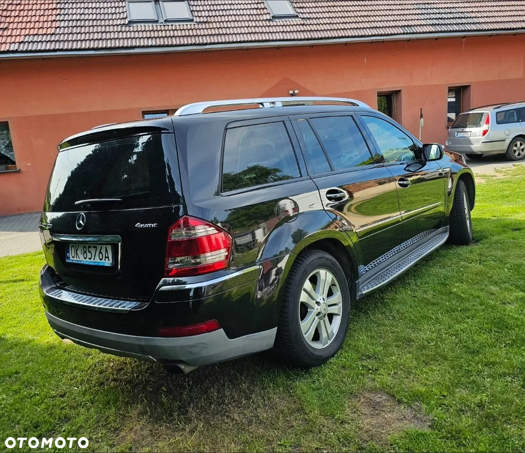 Mercedes-Benz GL 420 CDI DPF 4Matic 7G-TRONIC - 2