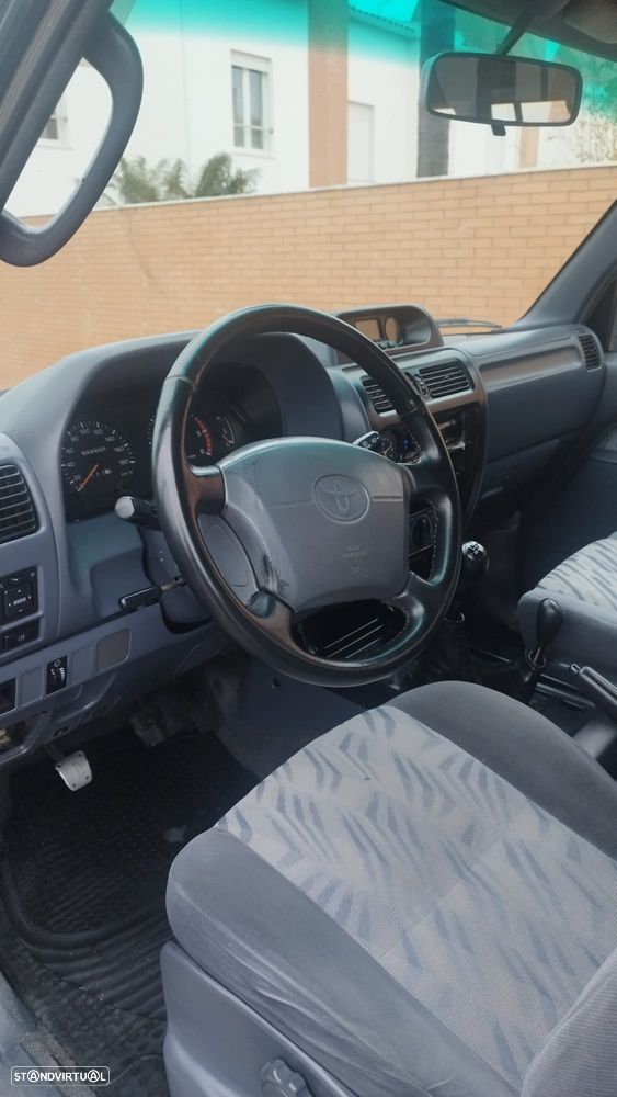 Toyota Land Cruiser 3.0 TD Pack 2 - 6