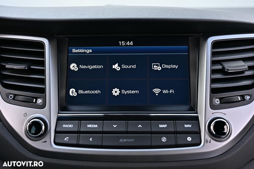 Hyundai Tucson 2.0 CRDI 4WD Automatik Style - 30