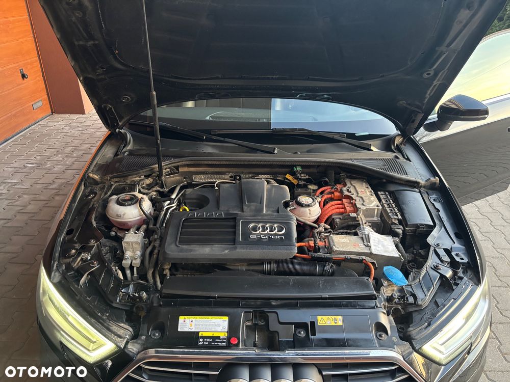 Audi A3 Sportback 1.4 TFSI e-tron S line Sportpaket - 31