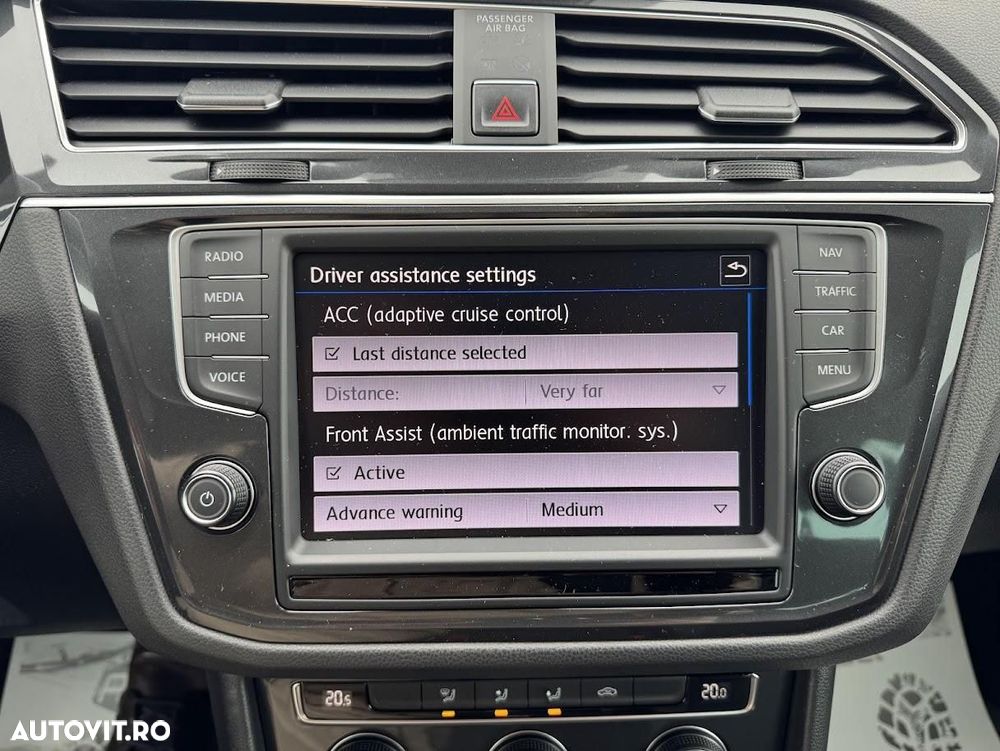 Volkswagen Tiguan - 18