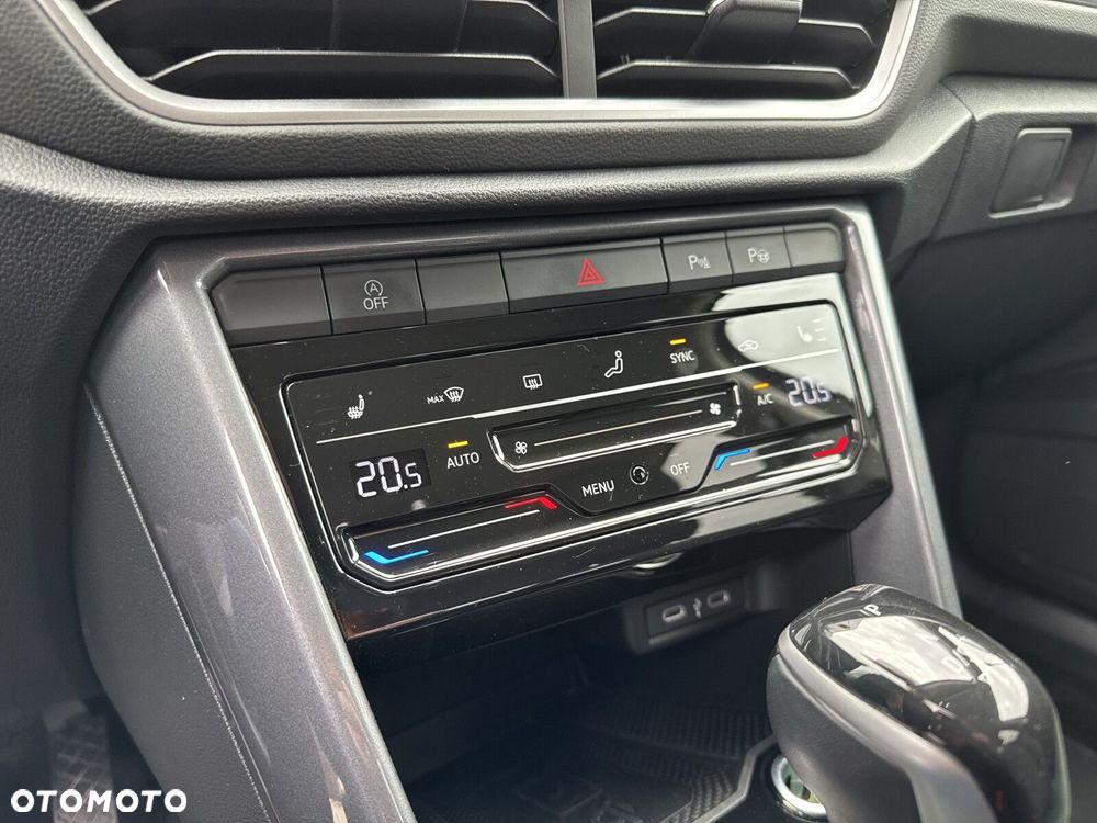Volkswagen T-Roc 1.5 TSI Style DSG - 27
