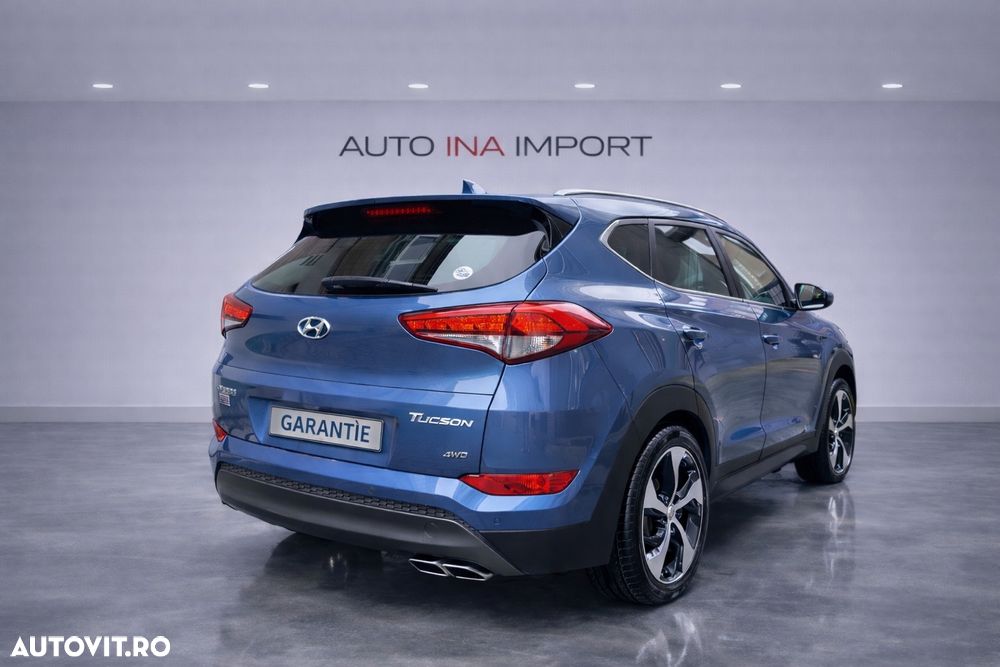 Hyundai Tucson 2.0 CRDI 4WD Automatik Style - 2