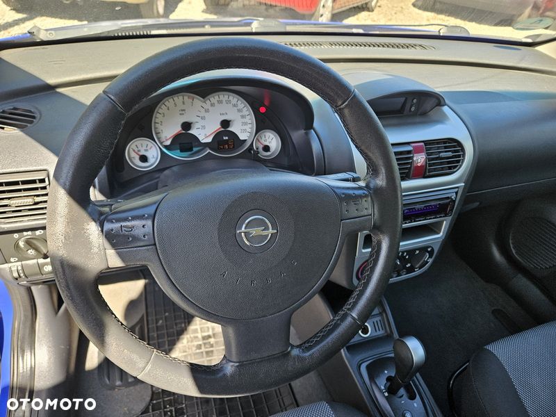 Opel Corsa 1.0 12V Essentia Easytronic - 9