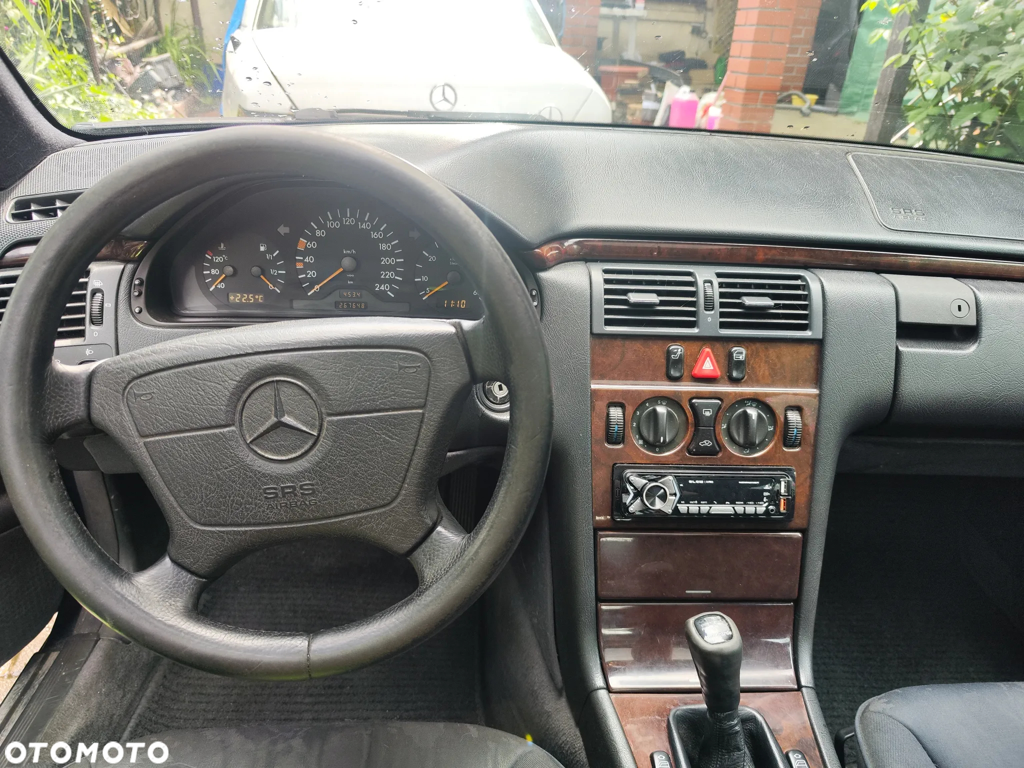 Mercedes-Benz Klasa E 220 D Elegance - 5