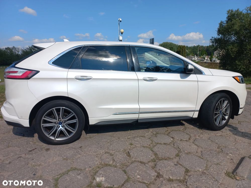 Ford Edge - 4