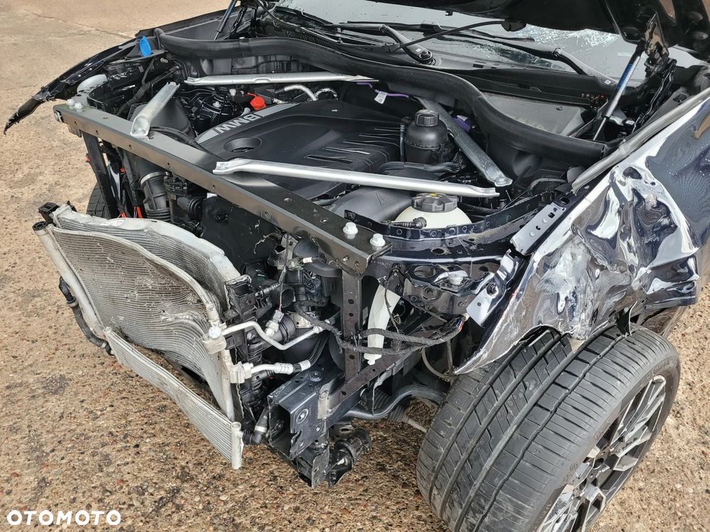 BMW X6 xDrive30d mHEV - 36