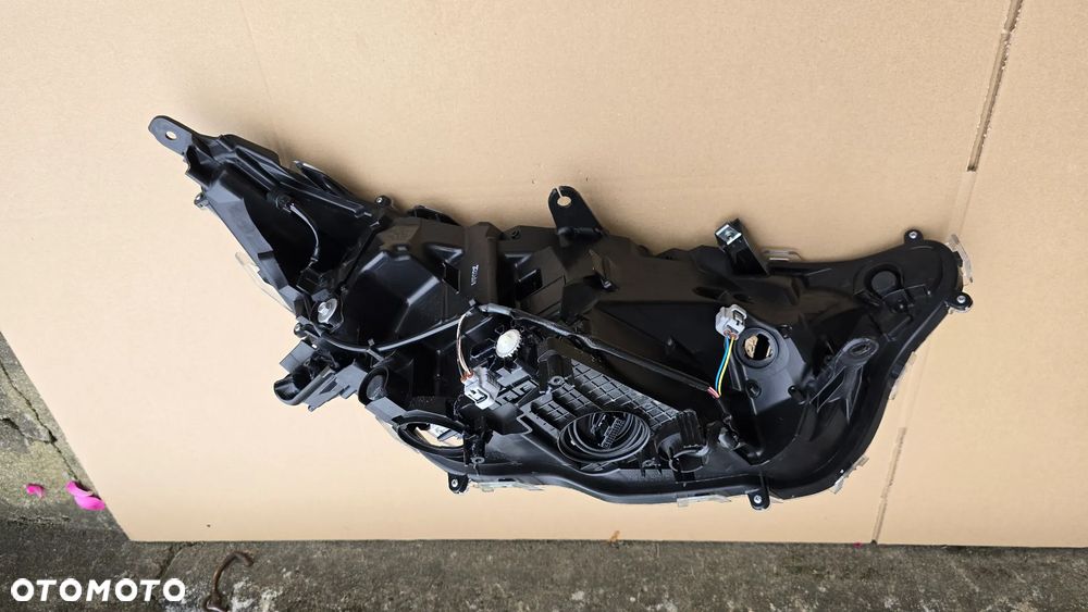 Toyota Rav4 V 19- Lampa Przednia Lewa FULL LED Oryginał EU - 5