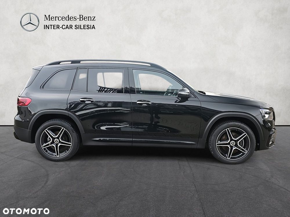 Mercedes-Benz GLB - 4