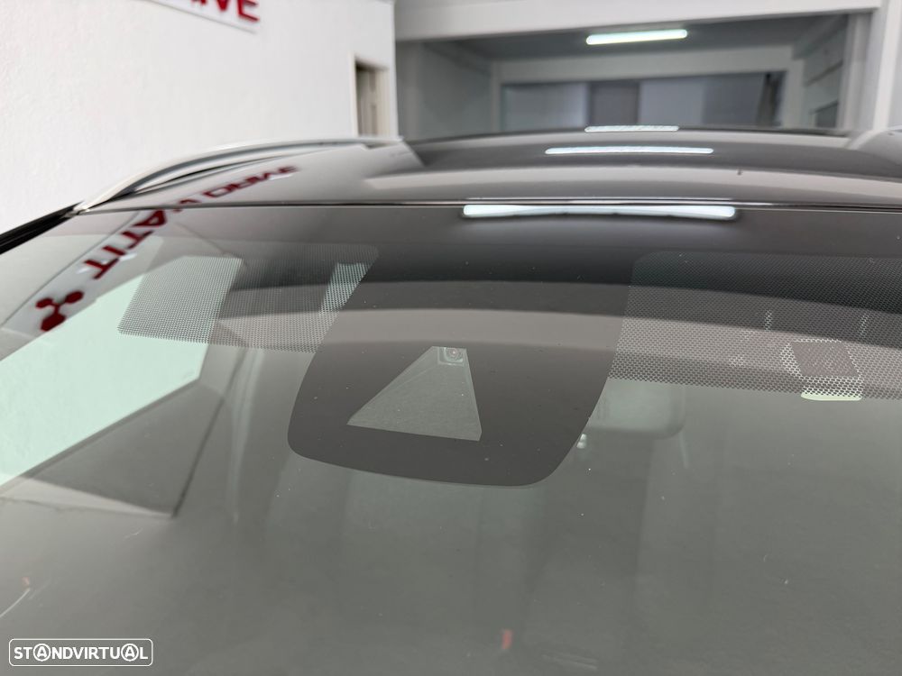 Toyota Corolla Touring Sports 1.8 Hybrid Comfort - 34