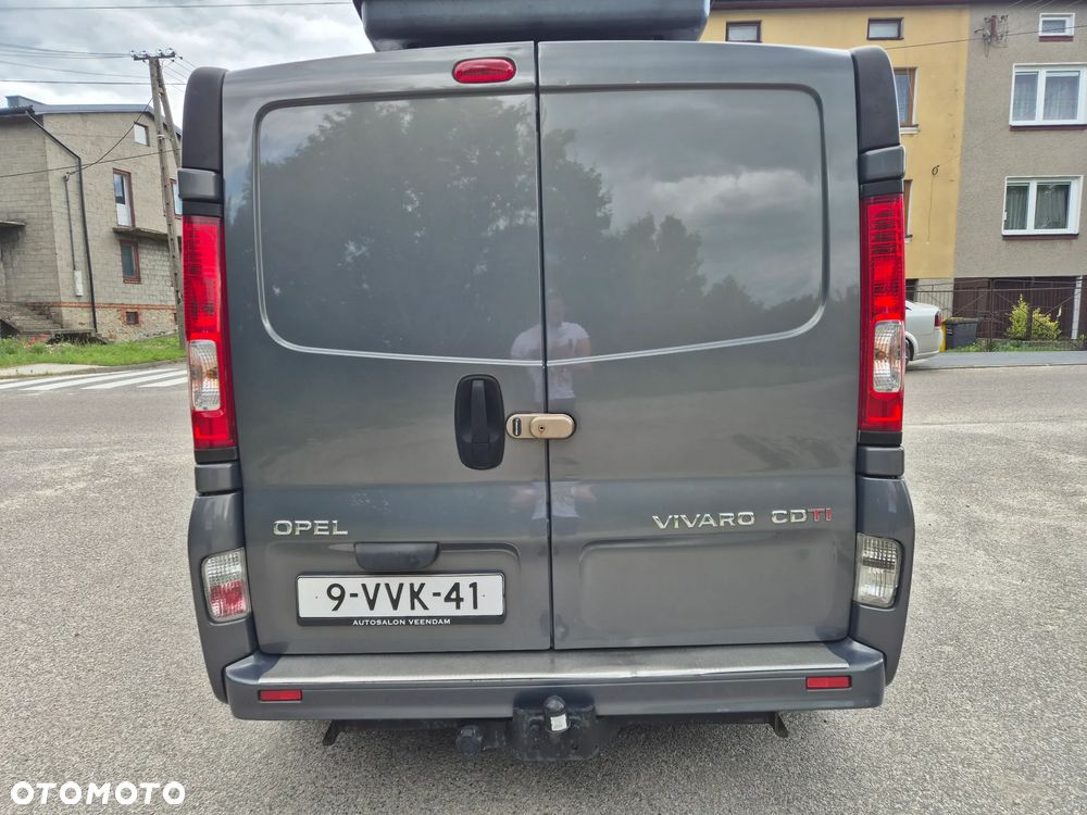 Opel Vivaro - 14